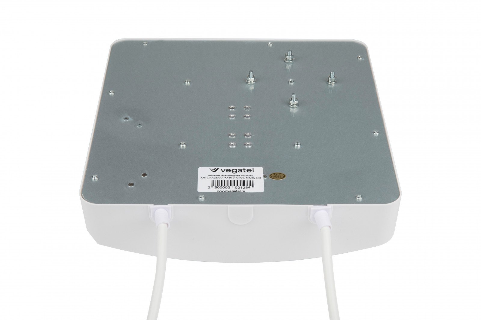 Антенна всепогодная VEGATEL ANT-1700-2700-PO-15 (F - CRC9, MIMO, 5м)