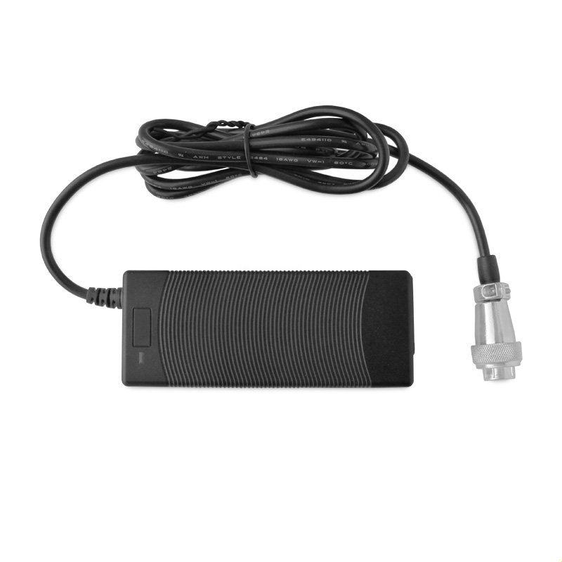 Блок питания 12V/5A-male (4 контакта)